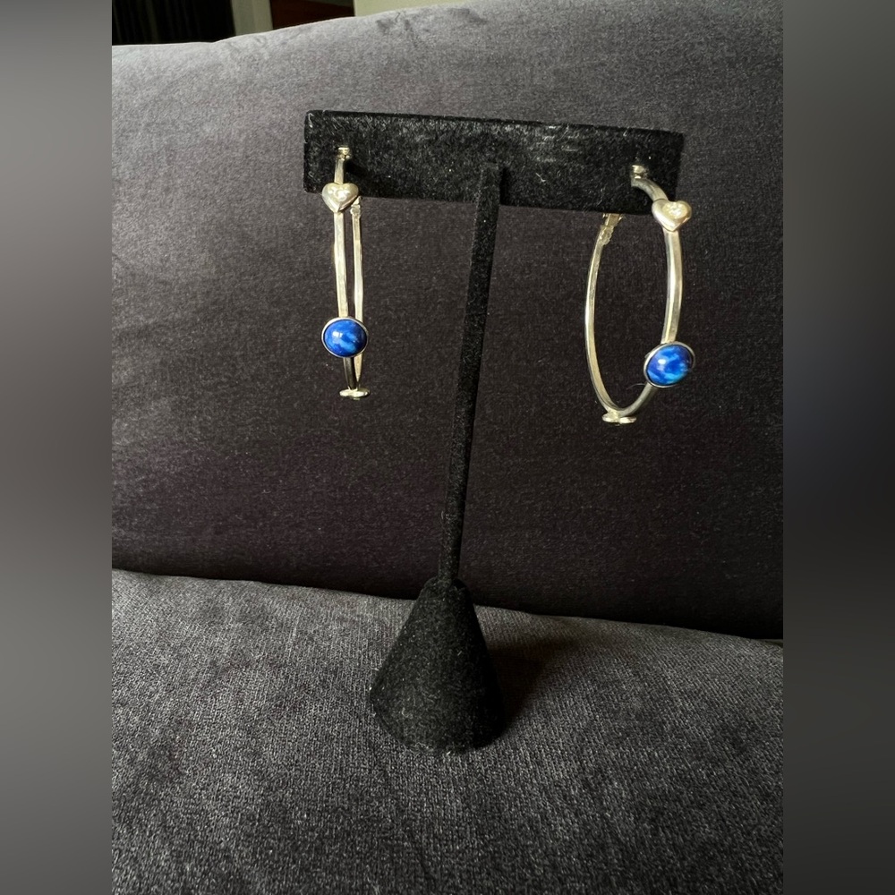 I CHOOSE LOVE earrings
Hearts and mystery stones